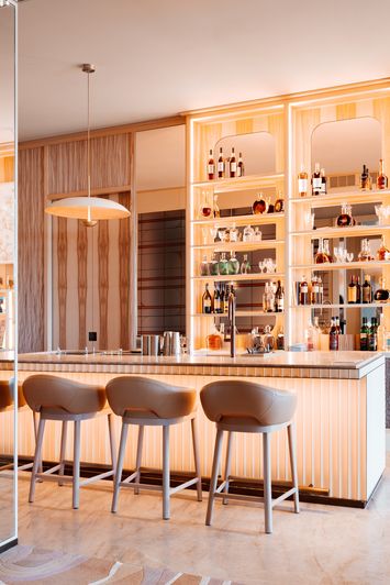 Les hôtes de PIC au Beau-Rivage Palace peuvent aussi prendre place autour d'un bar créatif (photo Mike Wolf) Les hôtes de PIC au Beau-Rivage Palace peuvent aussi prendre place autour d'un bar créatif (photo Mike Wolf)