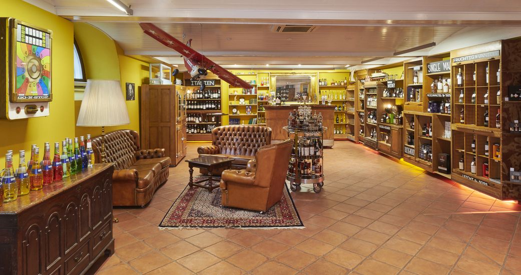 Hofer Wine & Spirits 