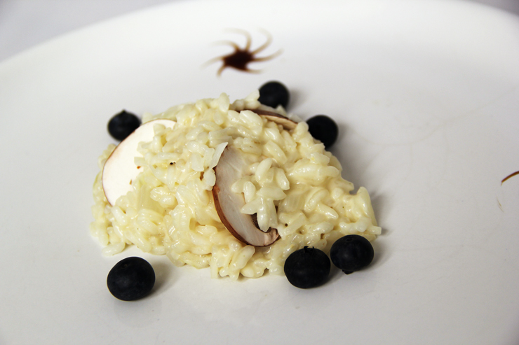 Risotto mit Steinpilzen und Heidelbeeren