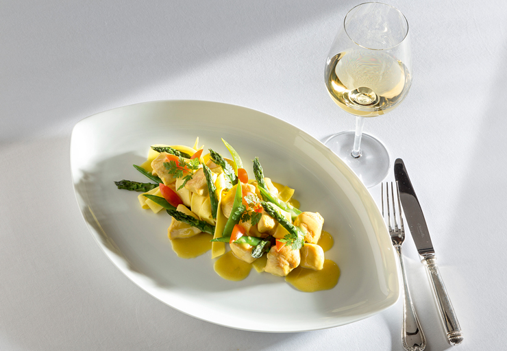 Hähnchenragout mit Spargel Hähnchenragout mit Spargel