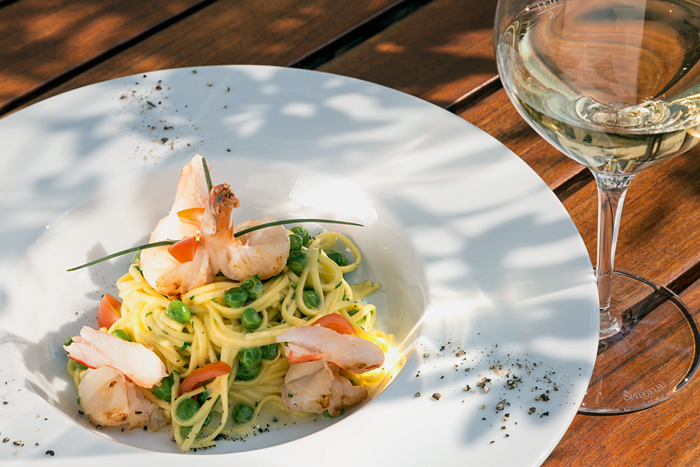 Zitronensauce mit Garnelen zu Linguine Zitronensauce mit Garnelen zu Linguine