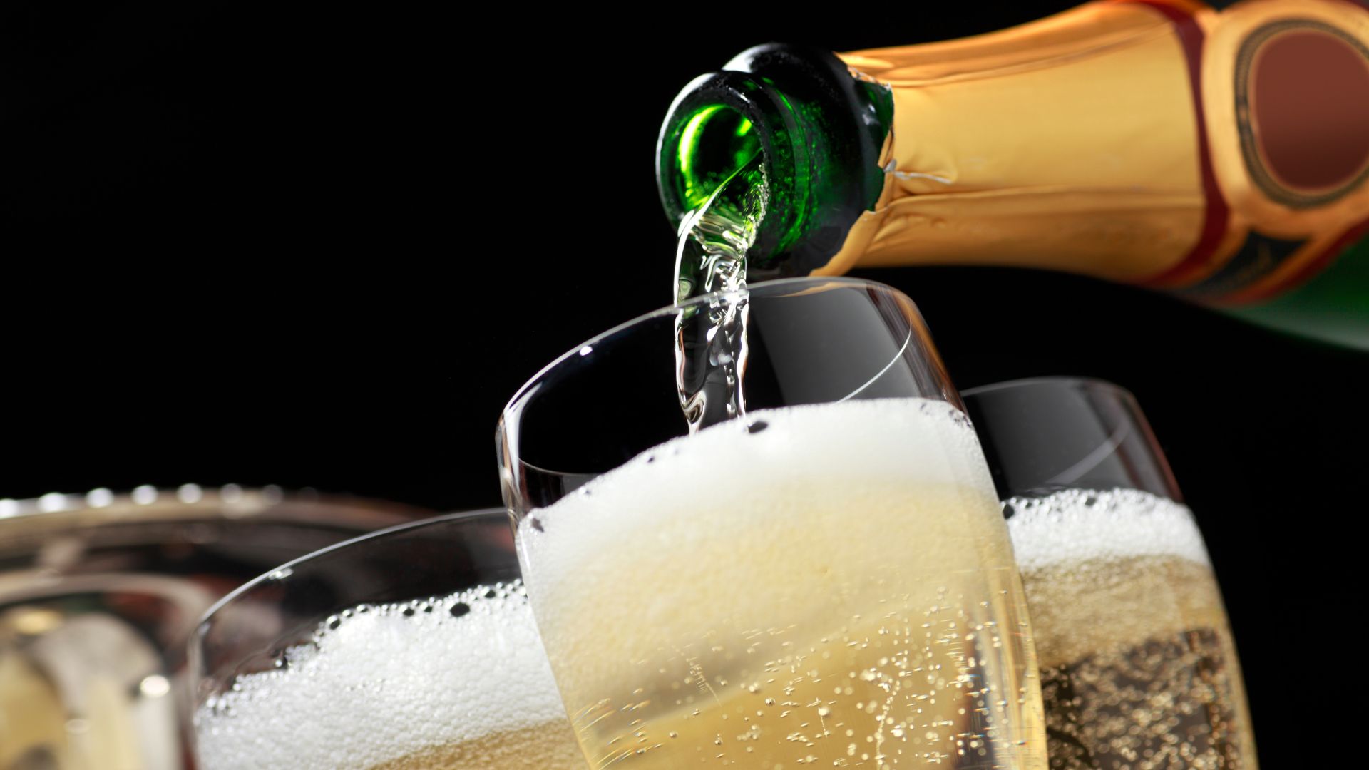 Les Suisses boivent de plus en plus de Champagne.