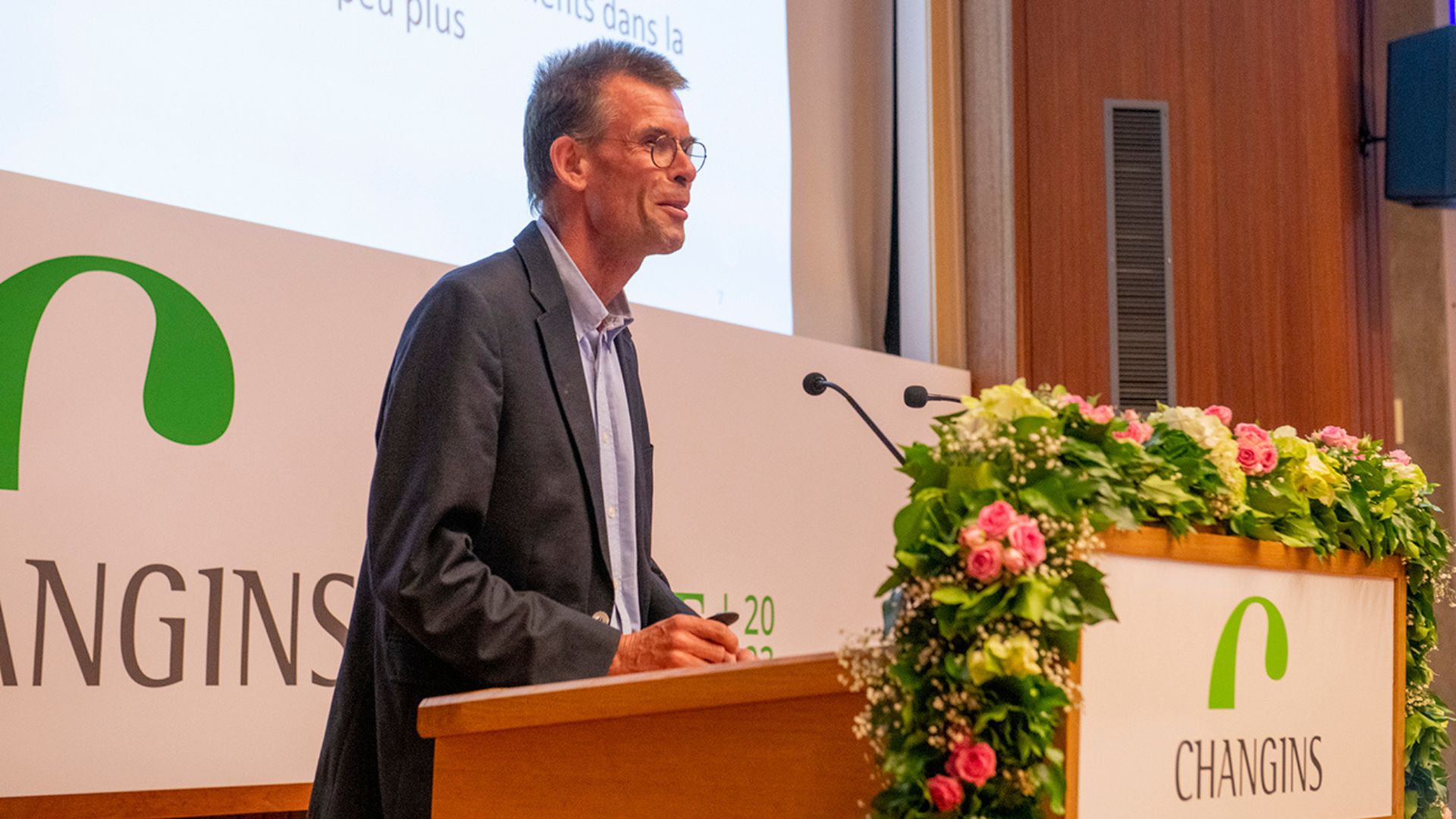 Le professeur Kees van Leeuwen lors de sa conférence à Changins. Photo: Changins