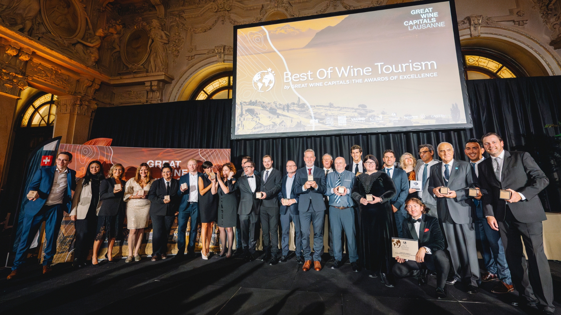 Les lauréats des Best Of Wine Tourism 2024 au Beau-Rivage Palace de Lausanne. Photo: Elsa Mesot MUTO